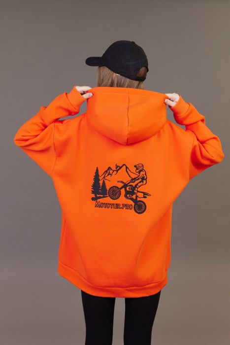 Брендированные мото худи и толстовки Mototur.pro — стиль и тепло Брендированные мото худи и толстовки Mototur.pro — стиль и тепло